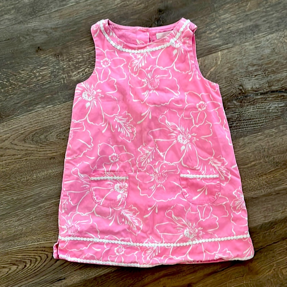 Girls size 3 (looks like lily Pulitzer)! Janie and jack sundress